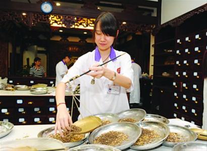 雷允上集团于2019年6月成功荣膺"中医药非物质文化遗产十大影响品牌"